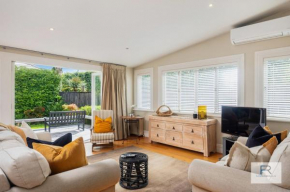 Magnificent Villa Getaway, Auckland